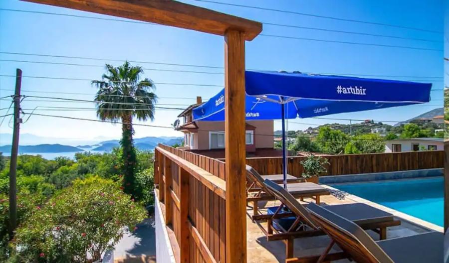 Muğla Marmaris'te 2+1 Özel Havuzlu Ve Deniz Manzaralı Kiralık Villa DRM-1808