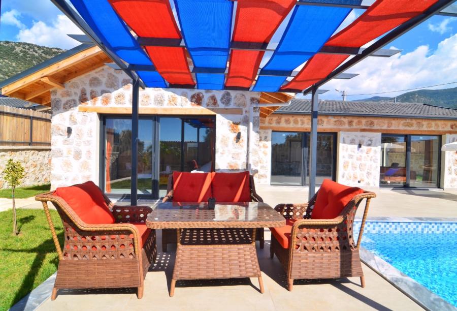 Antalya Kaş'ta 2+1 Özel Havuzlu Denize Yakın Kiralık Villa DRM-1921