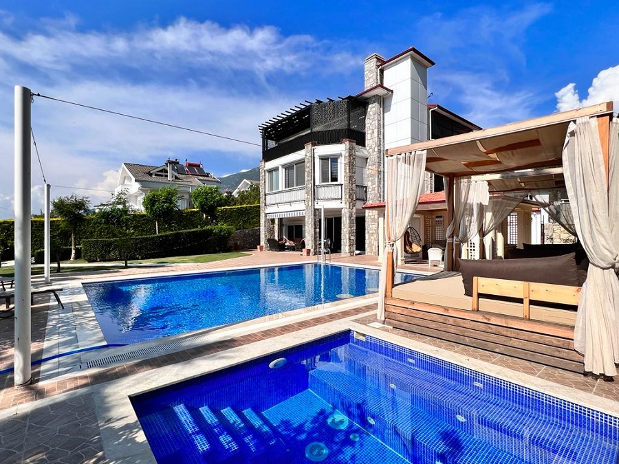 Fethiye Ovacıkda 7+1 Özel Havuzlu Kiralık Lüks Villa DRM-2134