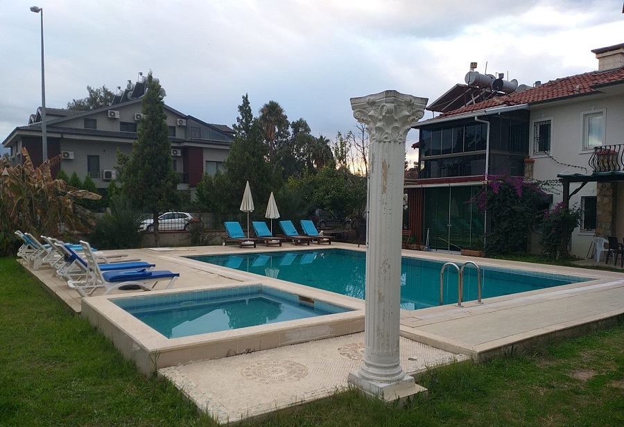 Muğla Fethiye'de 2+1 Ortak Havuzlu Denize Yakın Daire DRM-1937