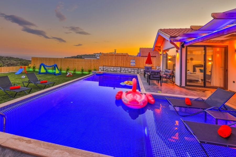 Kaş Göksekide 2+1 Özel Havuzlu Kiralık Lüks Villa DRM-1726