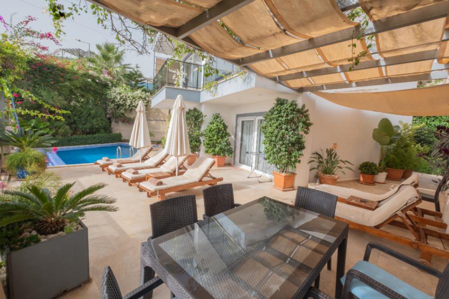 Kalkan Kızıltaşda 3+1 Özel Havuzlu Deniz Manzaralı Kiralık Lüks Villa DRM-1913