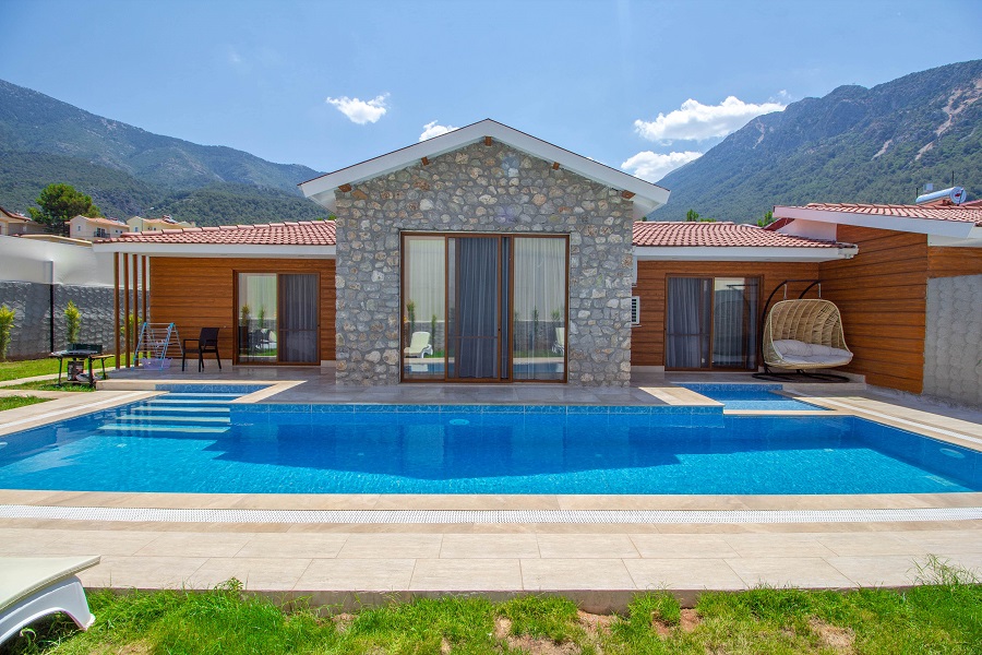 Hisarönünde 3+1 Özel Havuzlu Doğa Manzaralı Lüks Kiralık Villa DRM-2079