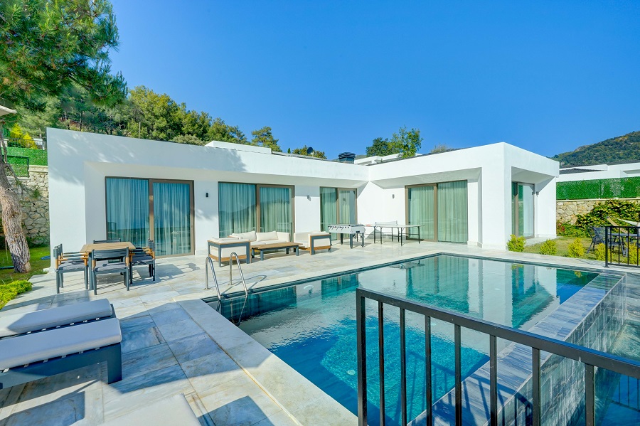 Antalya Kaş'ta 3+1 Özel Havuzlu Denize Yakın Kiralık Villa DRM-2057