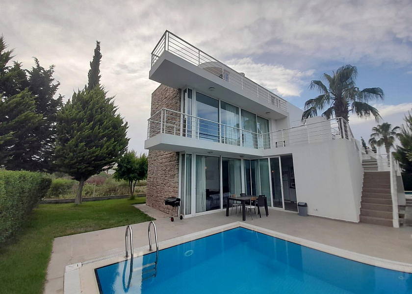 Serik Belekte 3+1 Özel Havuzlu Doğa Manzaralı Kiralık Lüks Villa DRM-1959