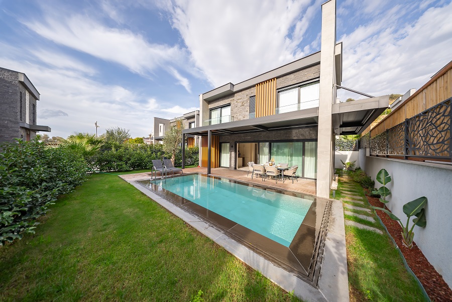 Gümüşlükde 4+1 Özel Havuzlu Kiralık Lüks Villa DRM-2007