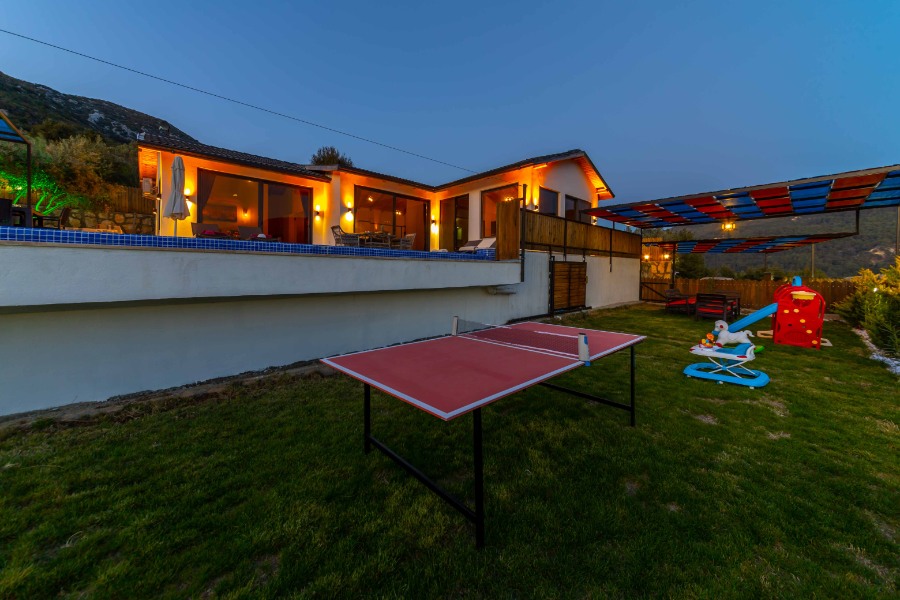 Antalya Kaş'ta 2+1 Özel Havuzlu Denize Yakın Kiralık Villa DRM-1784