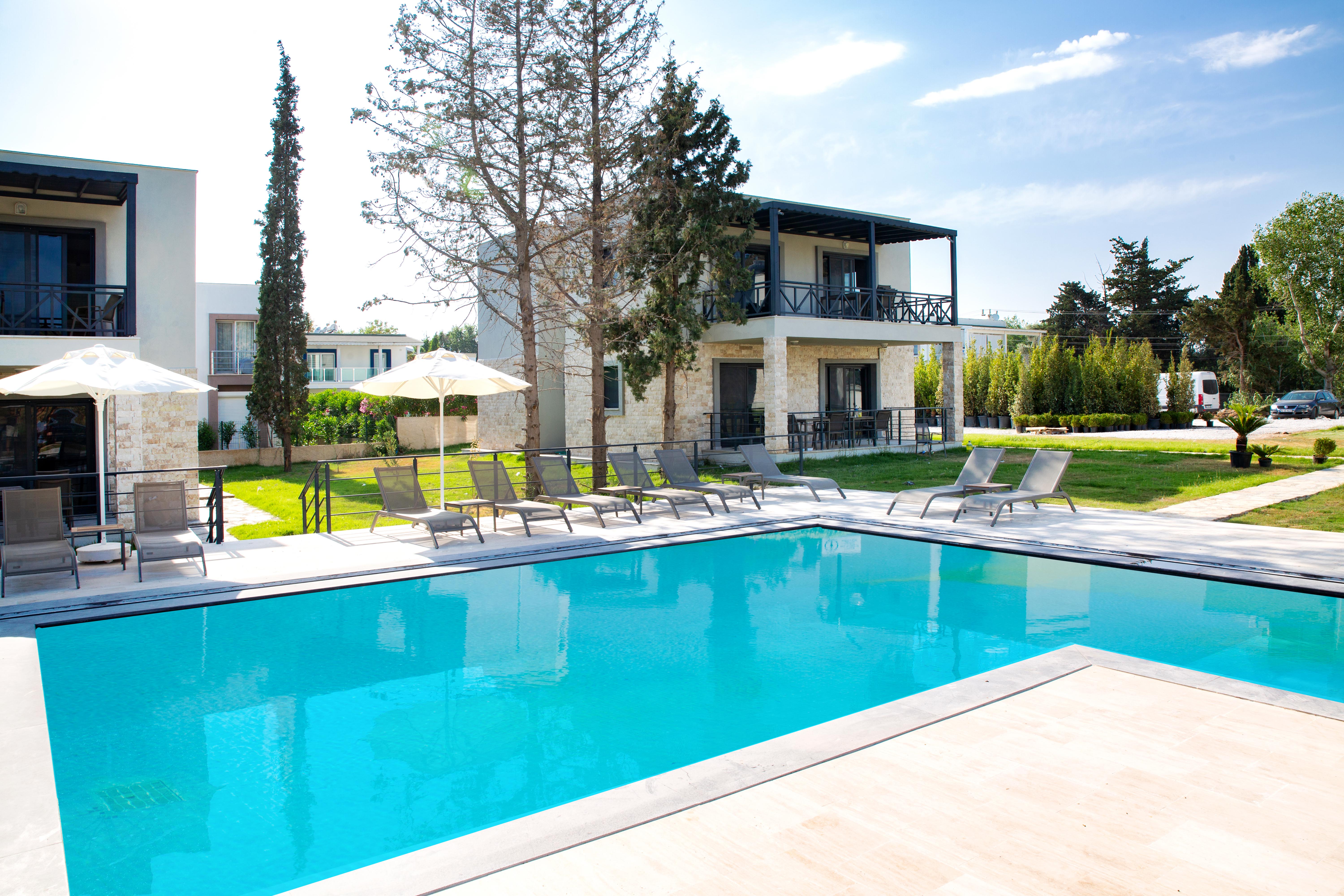 Ortakent'te Ortak Havuzlu Kiralık 2 Yatak Odalı Daire BD-285