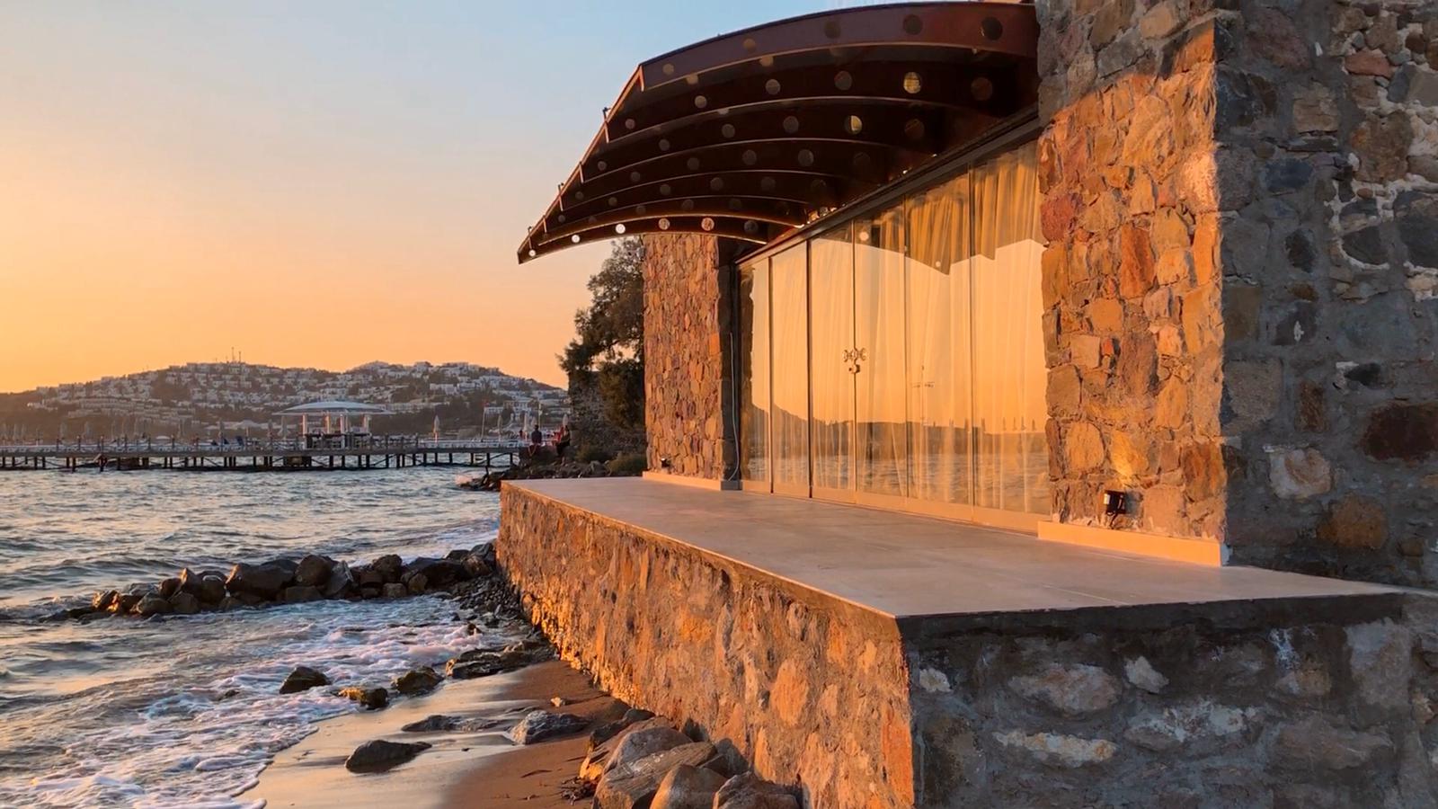 Bodrum Kadıkalesin'de 2 Yatak Odalı Özel Havuzlu Villa BD-441