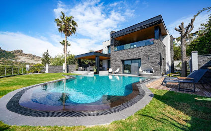 Yalıkavak'ta Özel Havuzlu Deniz Manzaralı 5+1 Villa BV-1002