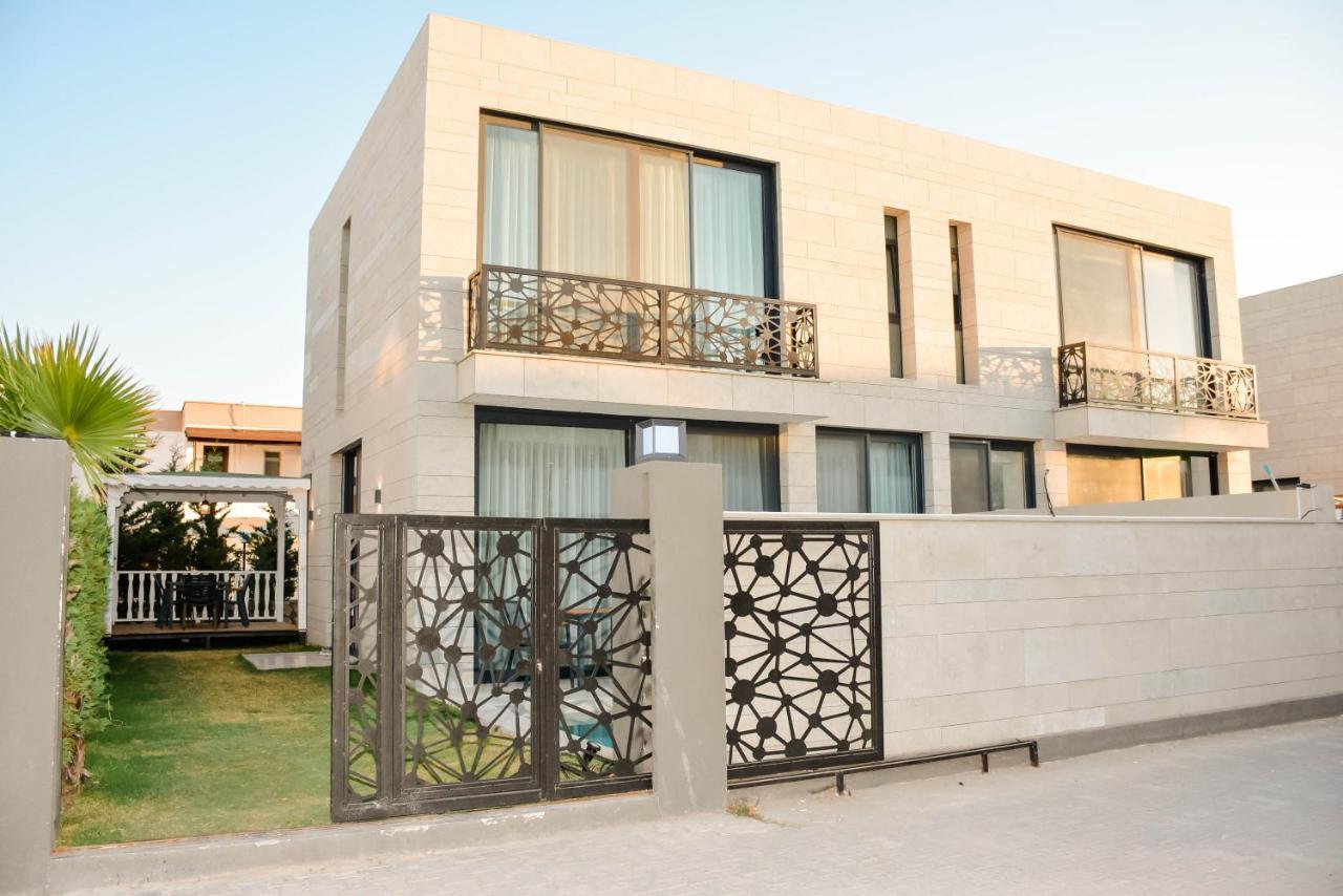 Yalıkavak'da Denize Sıfır Özel Havuzlu 3+1 Villa BV-115 C2