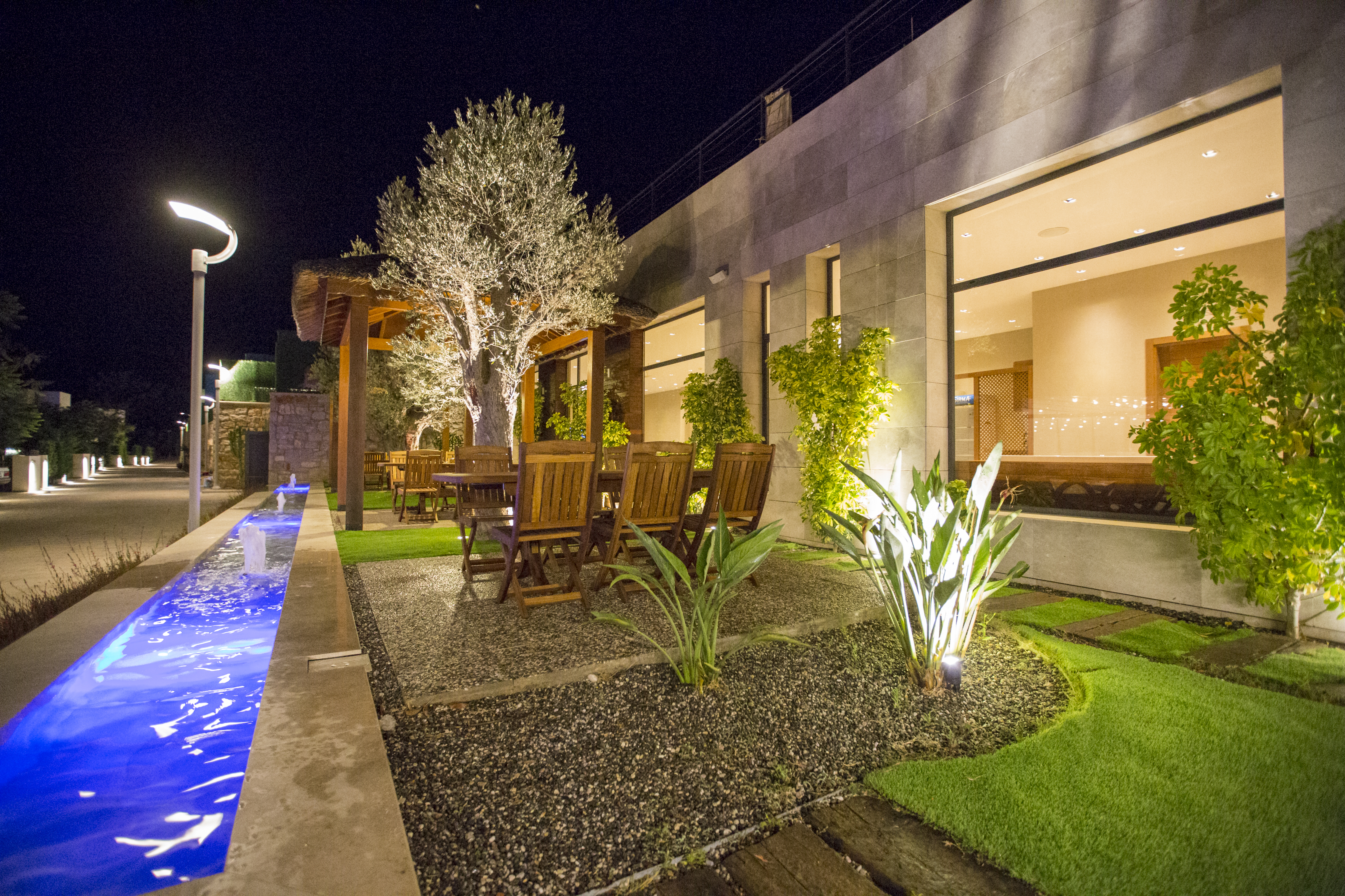 Bodrum Torba'da Özel Havuzlu ve Deniz Manzaralı 3 Yatak Odalı Kiralık Villa BD-423