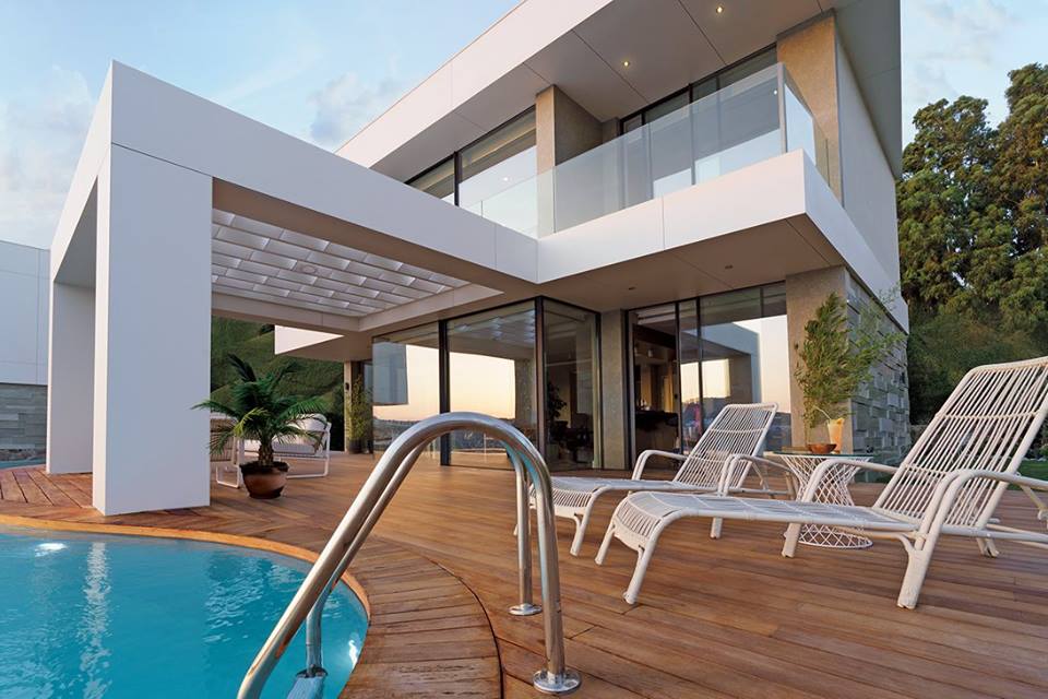 Gündoğan'da Özel Havuzlu, Deniz Manzaralı ve Özel Bahçeli 5 Yatak Odalı Kiralık Villa BD-479