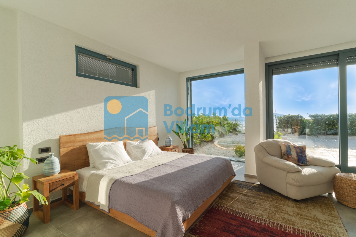 Bodrum Turgutreis’te Eşsiz Deniz Manzaralı Sonsuzluk Havuzlu Kiralık Villa BD-4139