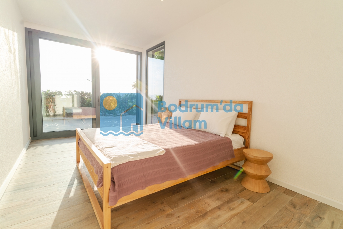 Bodrum Turgutreis’te Eşsiz Deniz Manzaralı Sonsuzluk Havuzlu Kiralık Villa BD-4139