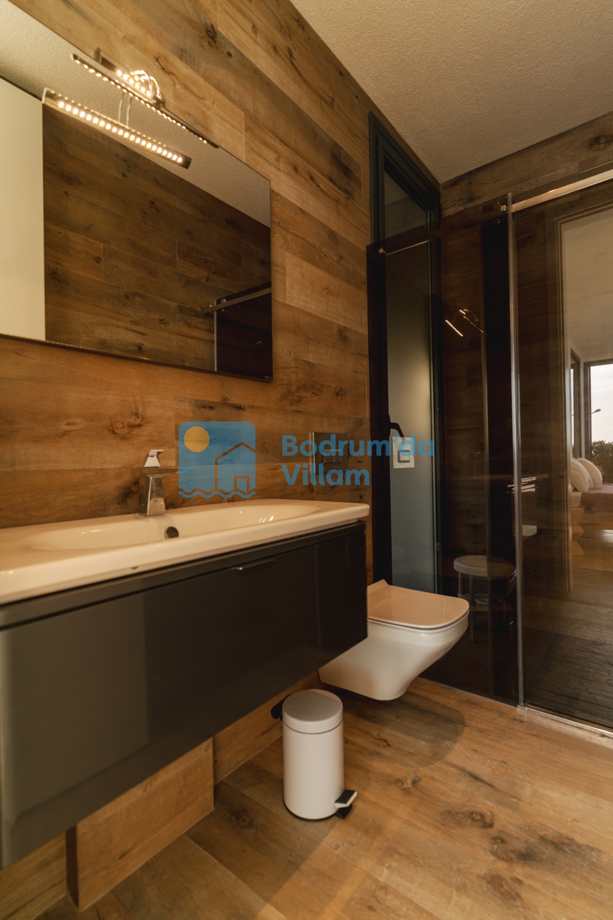 Bodrum Turgutreis’te Eşsiz Deniz Manzaralı Sonsuzluk Havuzlu Kiralık Villa BD-4139