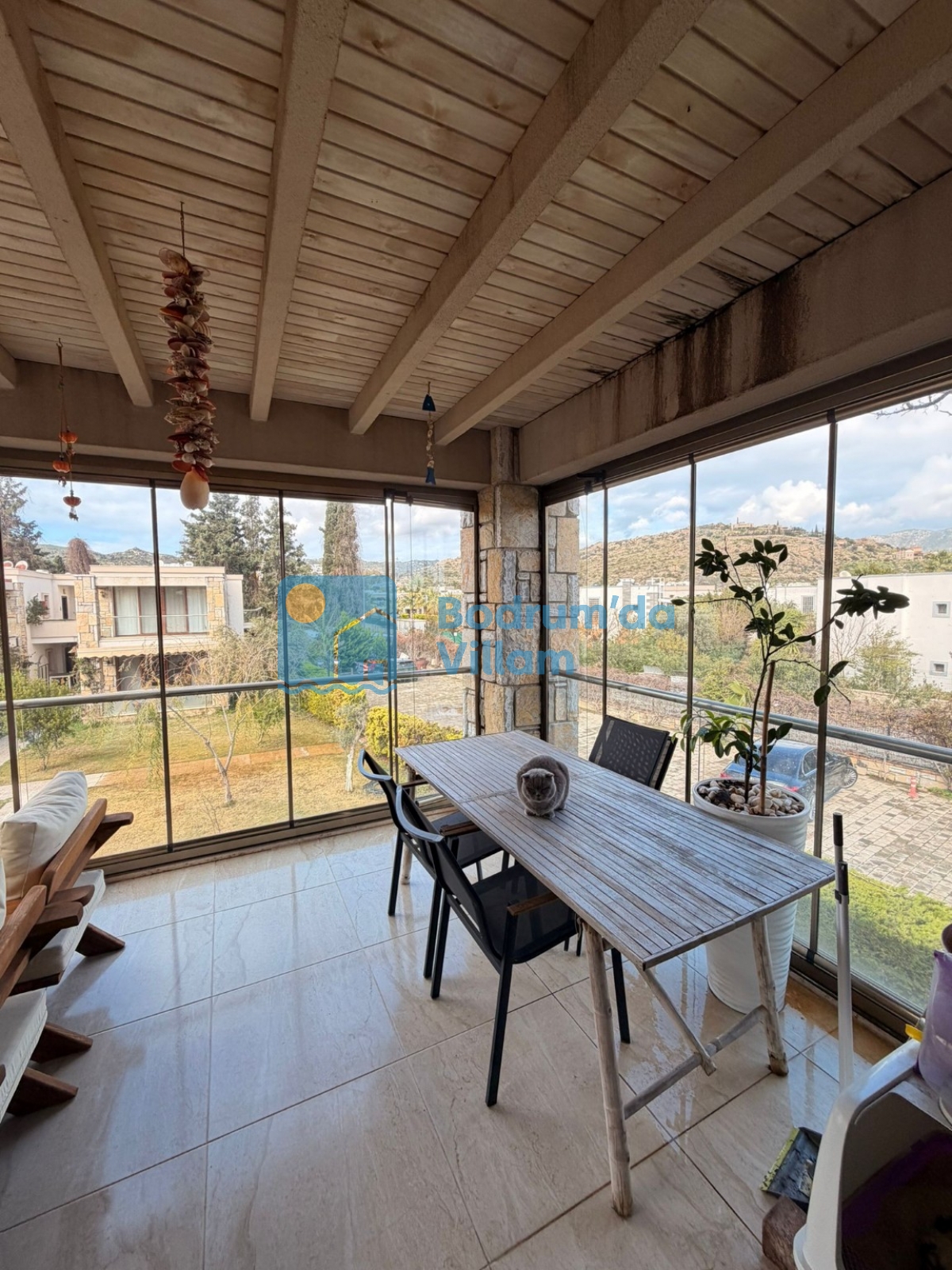 Ortakent 3+1 Kiralık Yazlık Yüzme Havuzlu Denize Yakın BD-248