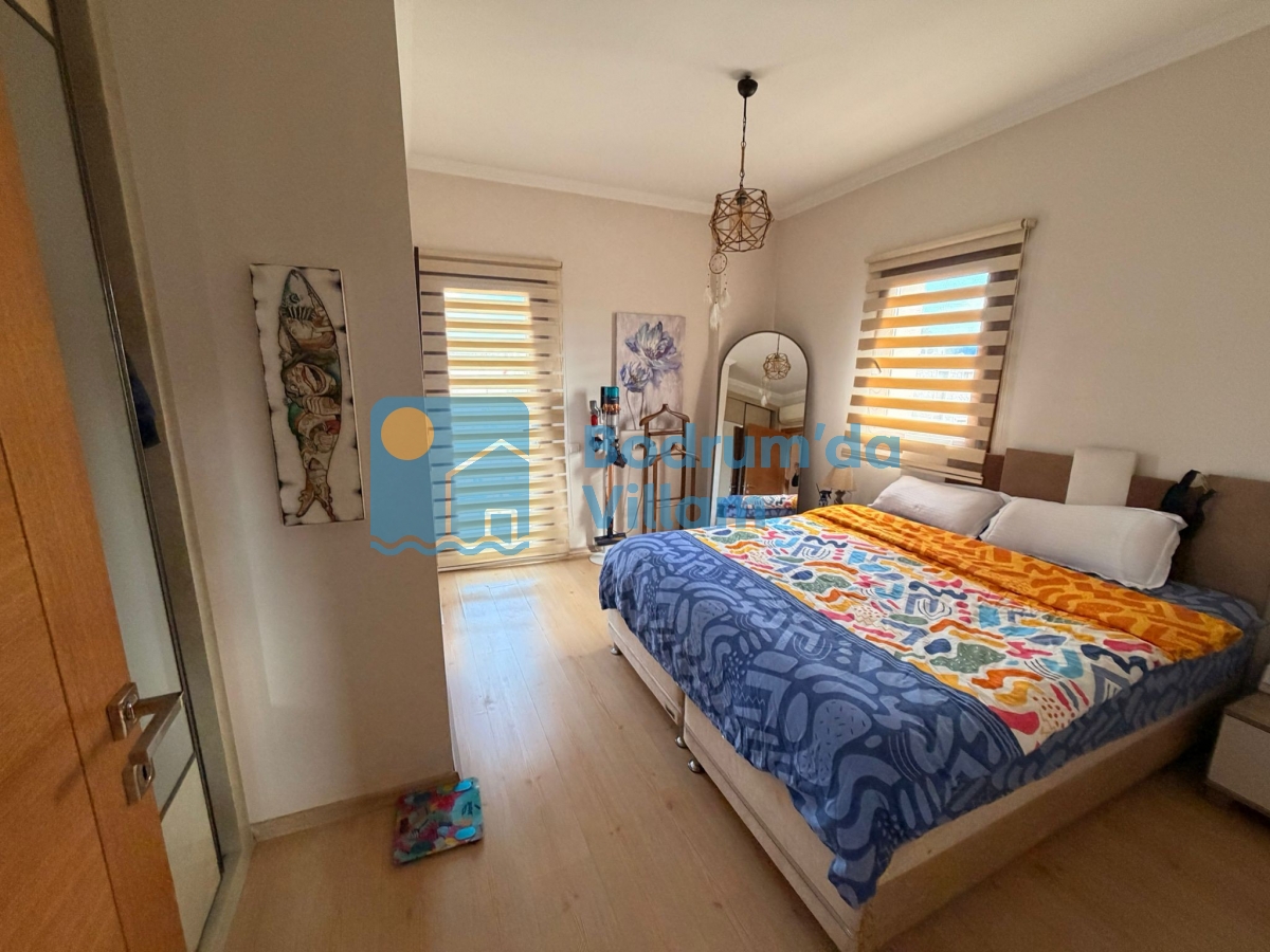 Ortakent 3+1 Kiralık Yazlık Yüzme Havuzlu Denize Yakın BD-248